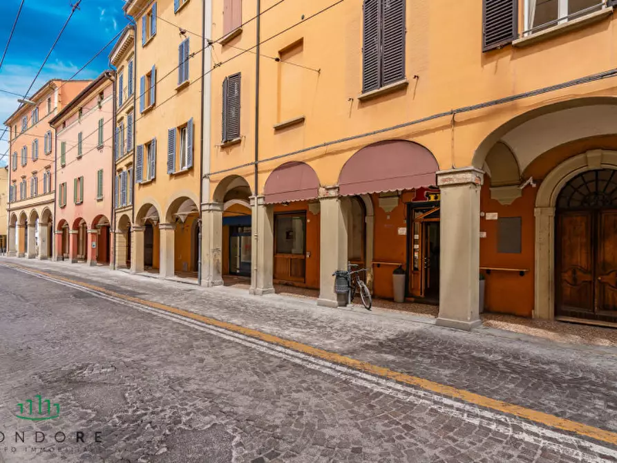 Immagine 62 di Appartamento in vendita  in Via Santo Stefano a Bologna