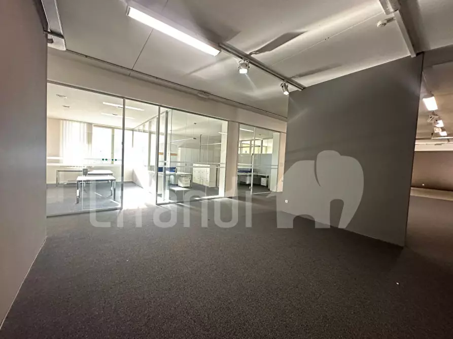 Immagine 2 di Negozio in affitto  a Egna .Neumarkt.