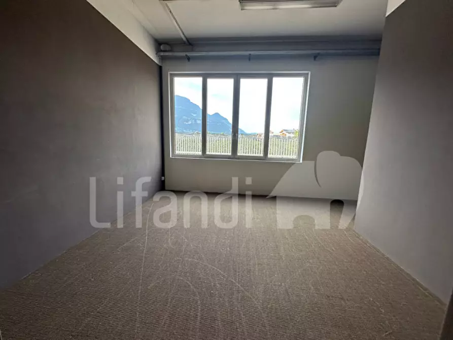 Immagine 9 di Negozio in affitto  a Egna .Neumarkt.