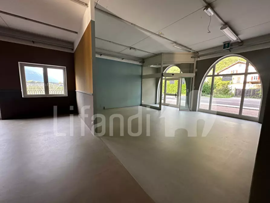 Immagine 15 di Negozio in affitto  a Egna .Neumarkt.