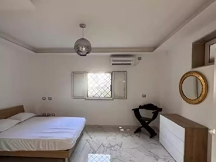 Immagine 5 di Appartamento in affitto  in via salvator rosa 139 a Napoli