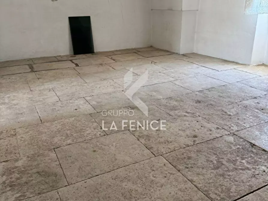 Immagine 31 di Casa indipendente in vendita  in via vincenzo bellini 98 a Martina Franca