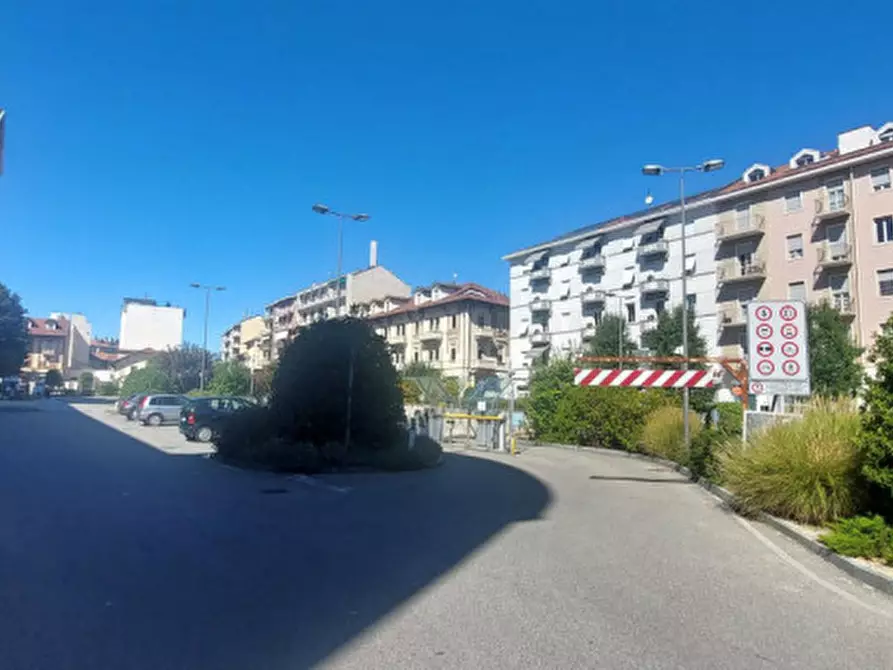 Immagine 4 di Posto auto in vendita  in Piazza San Paolo a Alba
