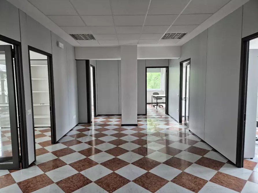 Immagine 7 di Ufficio in affitto  in Piazza Vittoria a Bolzano