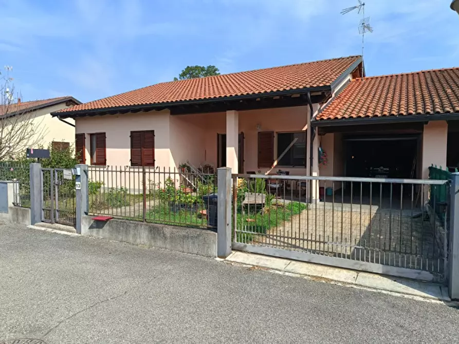 Immagine 21 di Villa in vendita  in Largo Borsellino 13 a Frassineto Po