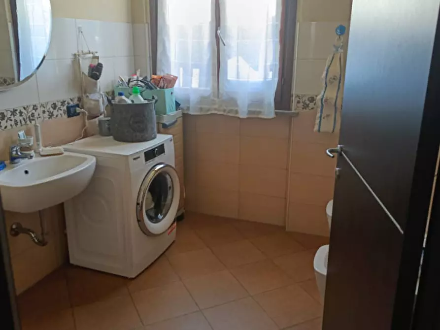 Immagine 28 di Villa in vendita  in Largo Borsellino 13 a Frassineto Po