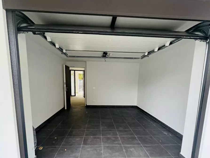 Immagine 31 di Appartamento in vendita  a Rubano