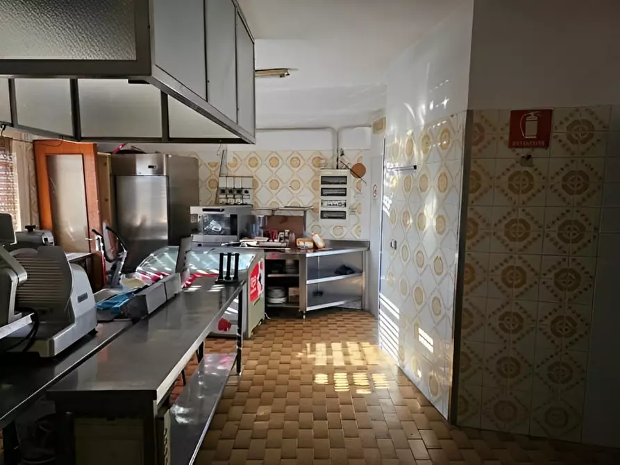 Immagine 16 di Attività commerciale in vendita  in via Della Chiesa, 42 a Prata Di Pordenone