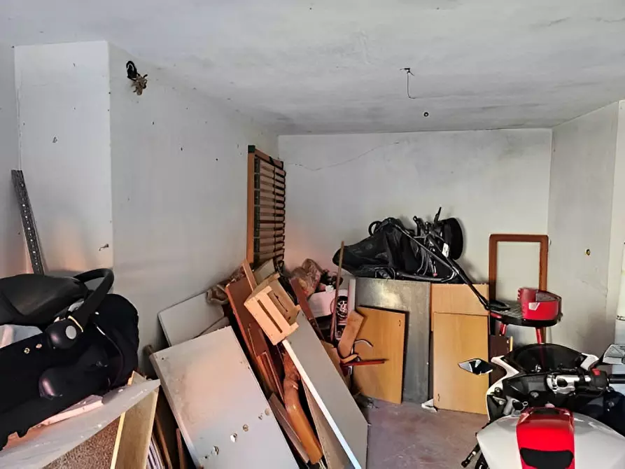 Immagine 19 di Attività commerciale in vendita  in via Della Chiesa, 42 a Prata Di Pordenone