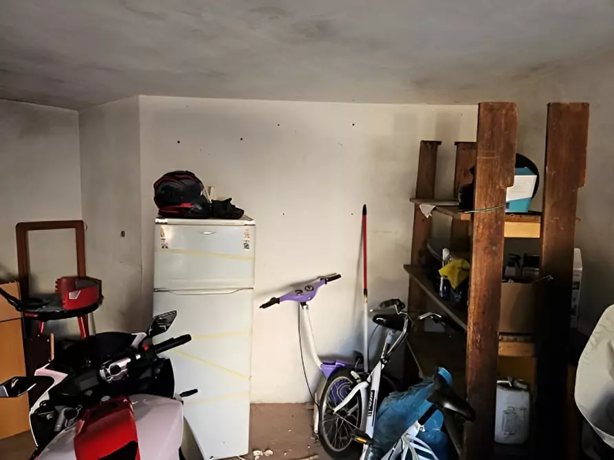 Immagine 20 di Attività commerciale in vendita  in via Della Chiesa, 42 a Prata Di Pordenone