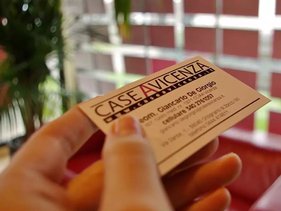 Immagine 9 di Negozio in affitto  in via roma a Montegalda