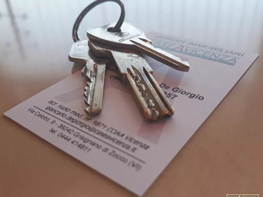 Immagine 2 di Negozio in affitto  in via roma a Montegalda