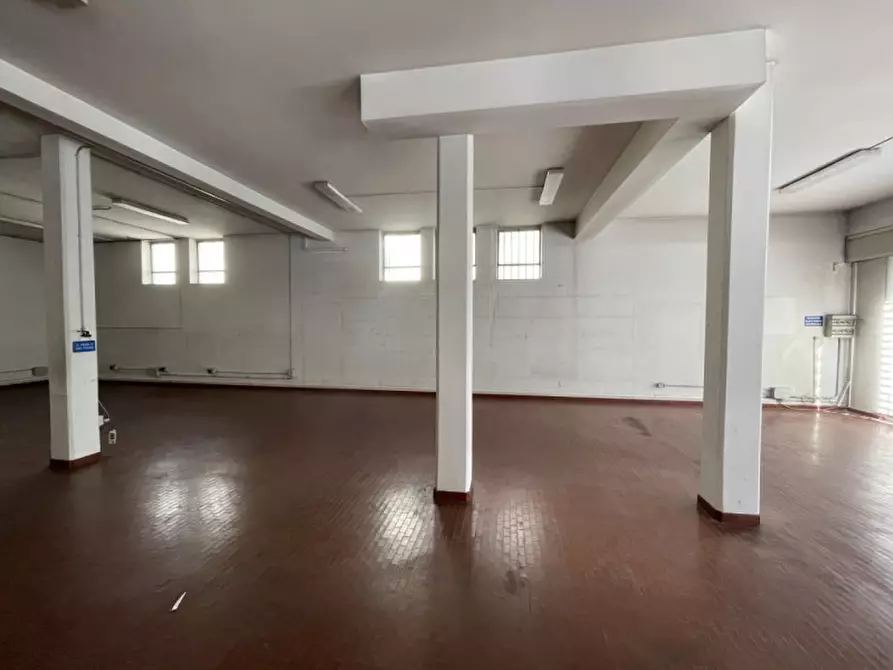 Immagine 11 di Ufficio in affitto  in via Rossini 6 a Vicenza