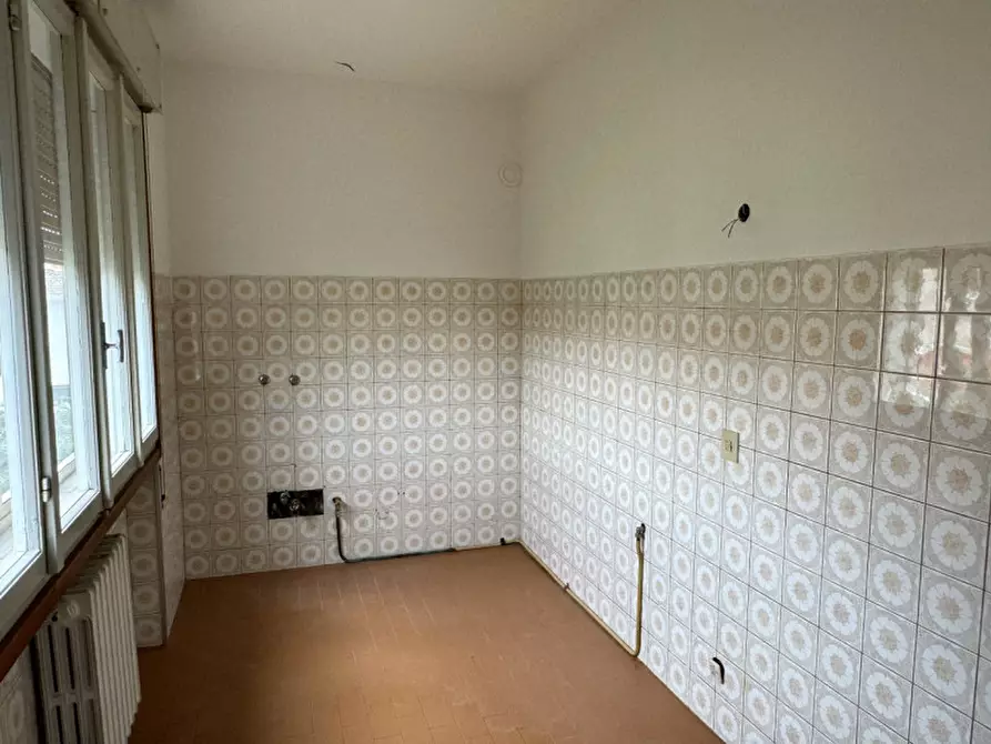 Immagine 31 di Villa in vendita  in Via Sant'Alberto, 19 a Badia Polesine