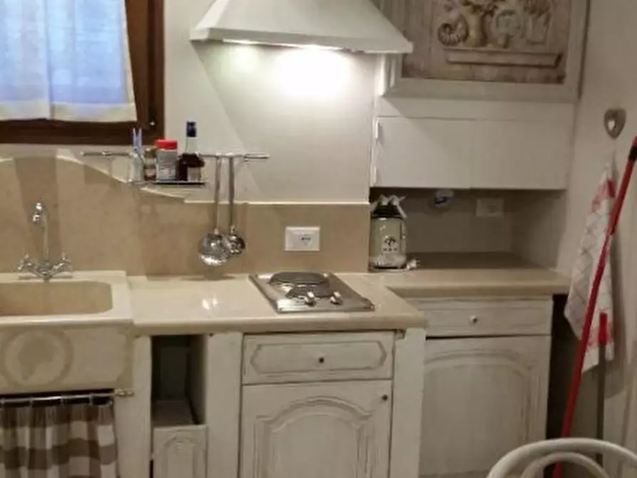 Immagine 9 di Appartamento in vendita  in GIARDINI a Venezia