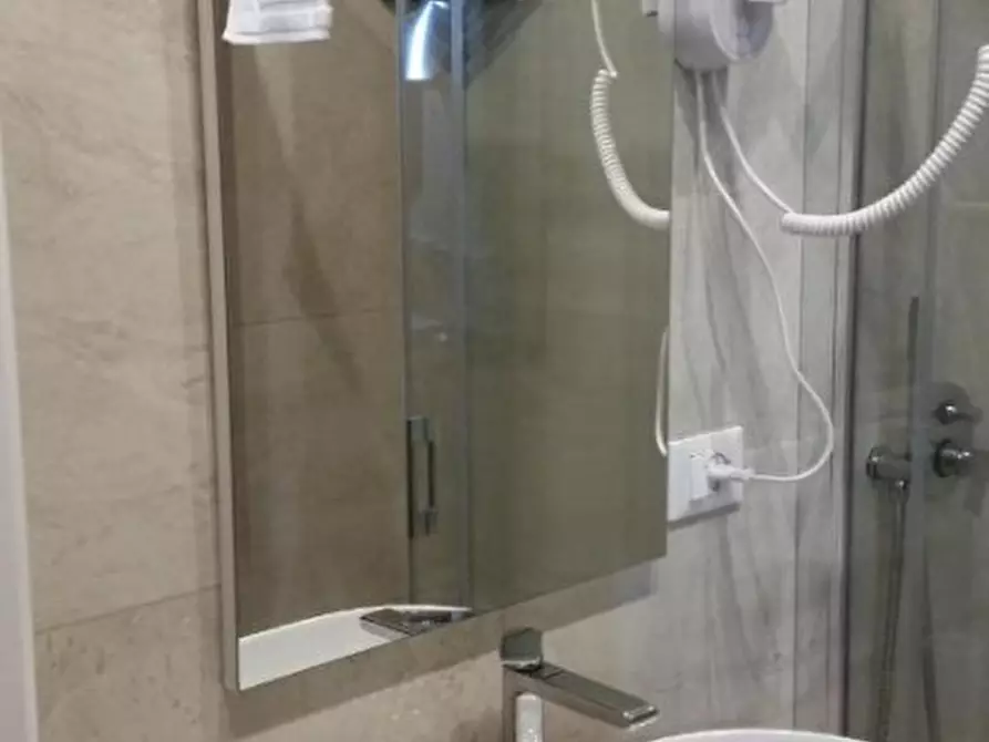 Immagine 12 di Appartamento in vendita  in GIARDINI a Venezia