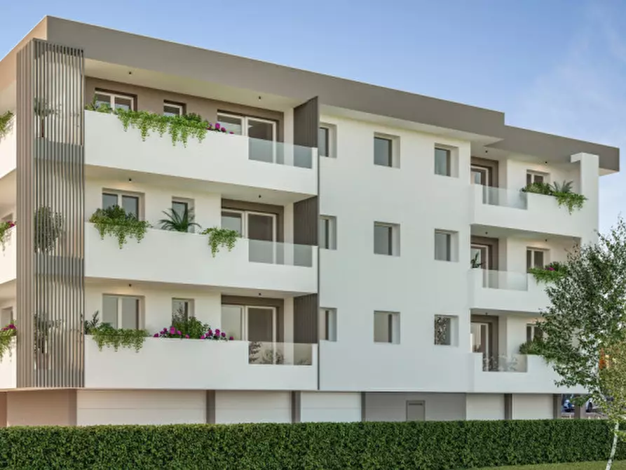 Immagine 2 di Appartamento in vendita  in via vivarini a Venezia