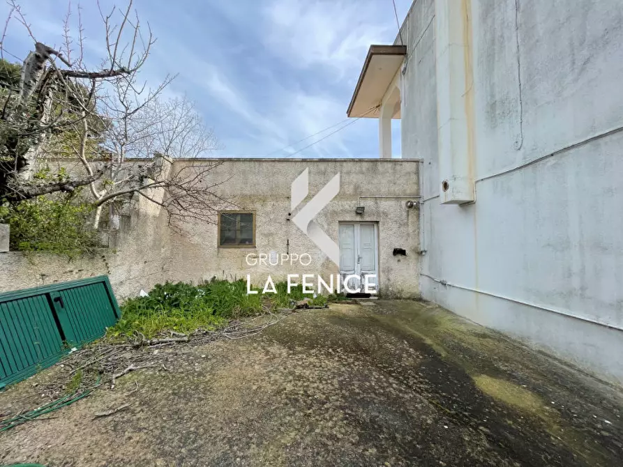 Immagine 30 di Villa in vendita  in contrada Nigri a Martina Franca