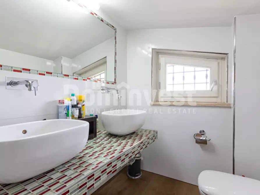 Immagine 31 di Villa in vendita  in Via Poggio Ameno a Guidonia Montecelio