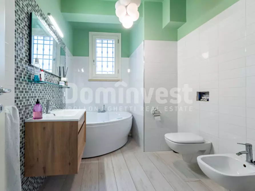 Immagine 53 di Villa in vendita  in Via Poggio Ameno a Guidonia Montecelio