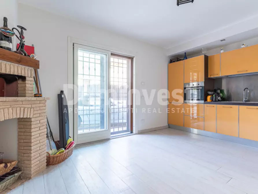 Immagine 55 di Villa in vendita  in Via Poggio Ameno a Guidonia Montecelio