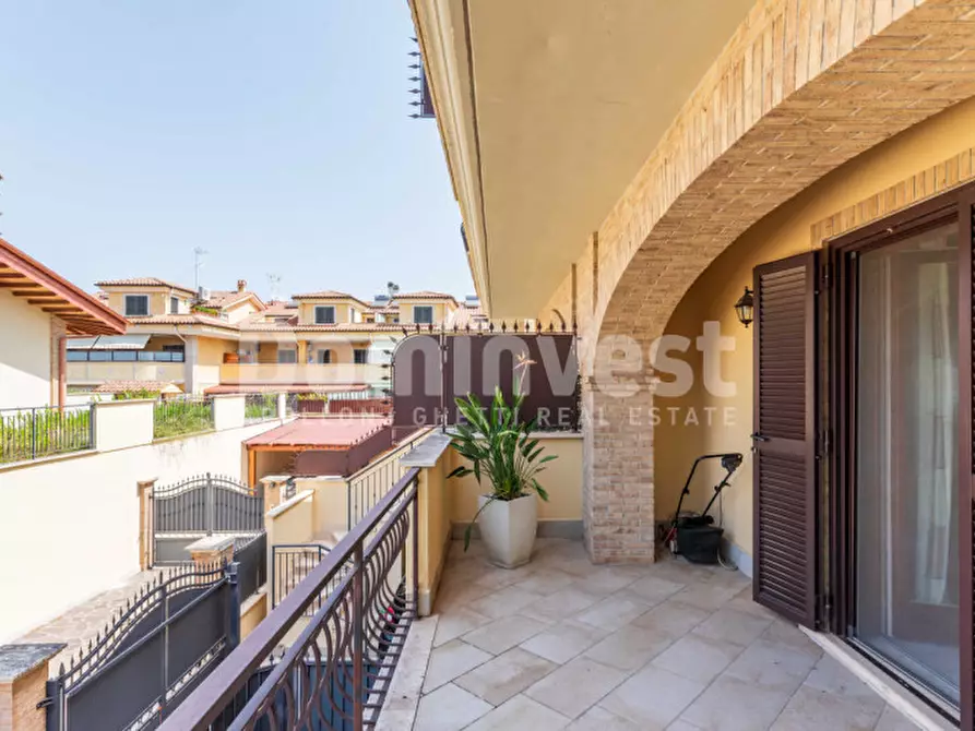 Immagine 68 di Villa in vendita  in Via Poggio Ameno a Guidonia Montecelio