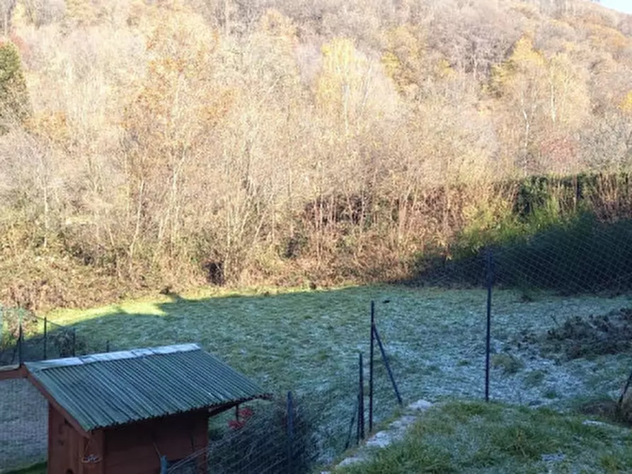 Immagine 1 di Terreno in vendita  a Nebbiuno