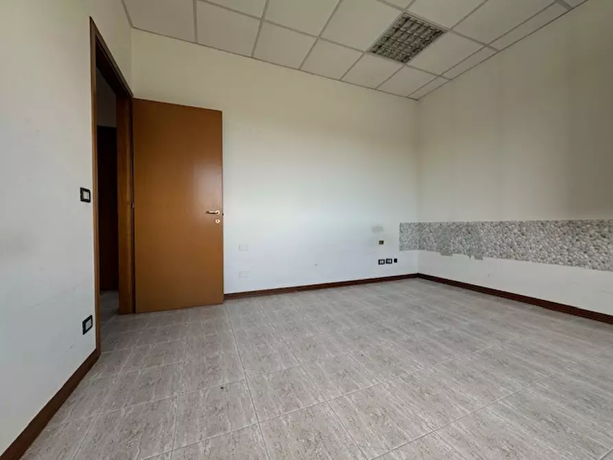 Immagine 8 di Ufficio in affitto  in via Po a Pianiga