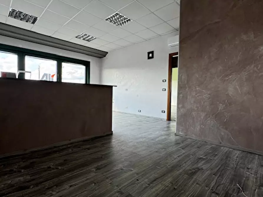Immagine 14 di Ufficio in affitto  in via Po a Pianiga