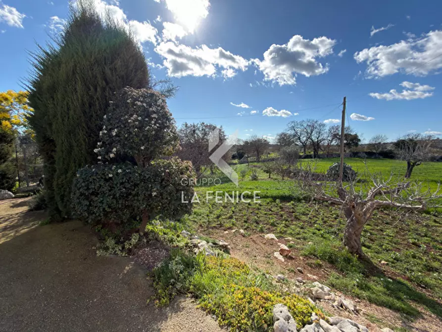 Immagine 17 di Villa in vendita  in Ceglie Messapica a Ceglie Messapico