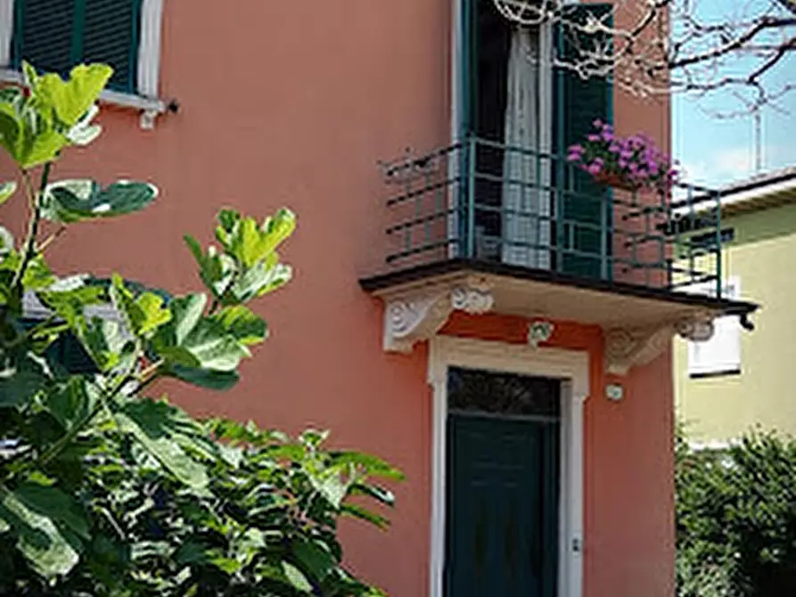 Immagine 1 di Casa indipendente in vendita  a Poviglio