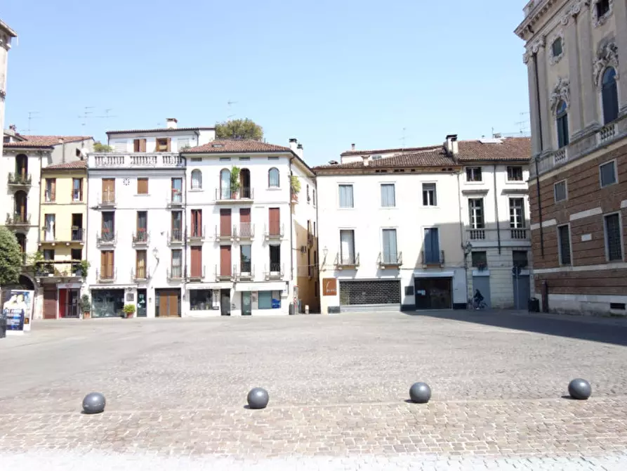 Immagine 1 di Appartamento in vendita  in Piazza San Lorenzo a Vicenza