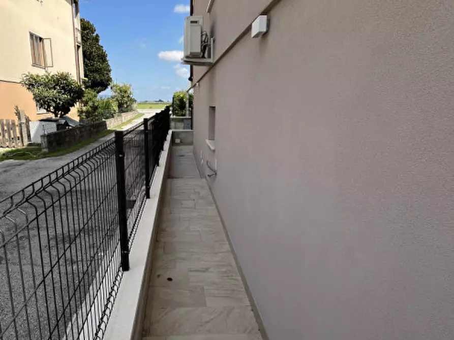 Immagine 85 di Villetta a schiera in vendita  in Via Cagnano a Poiana Maggiore