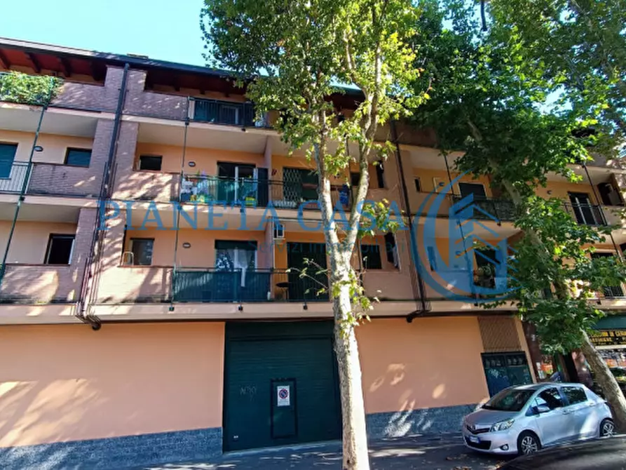 Immagine 3 di Appartamento in vendita  in Piazzale Cimitero Maggiore 12 a Milano