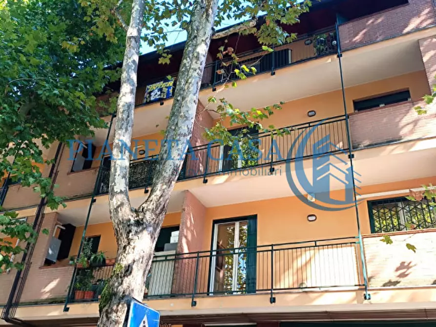 Immagine 10 di Appartamento in vendita  in Piazzale Cimitero Maggiore 12 a Milano