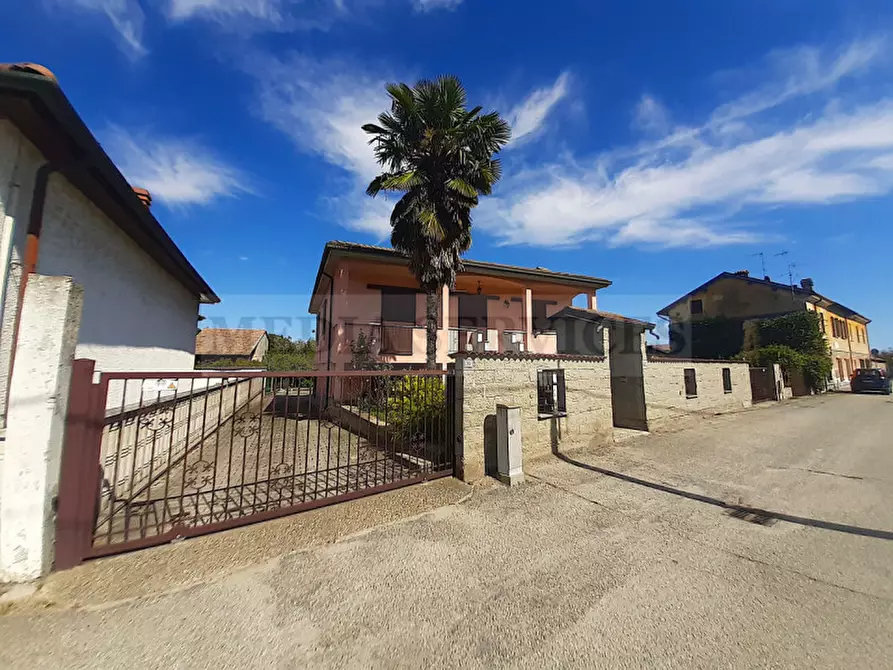 Immagine 22 di Villa in vendita  in via Cantone n° 18 a Garlasco