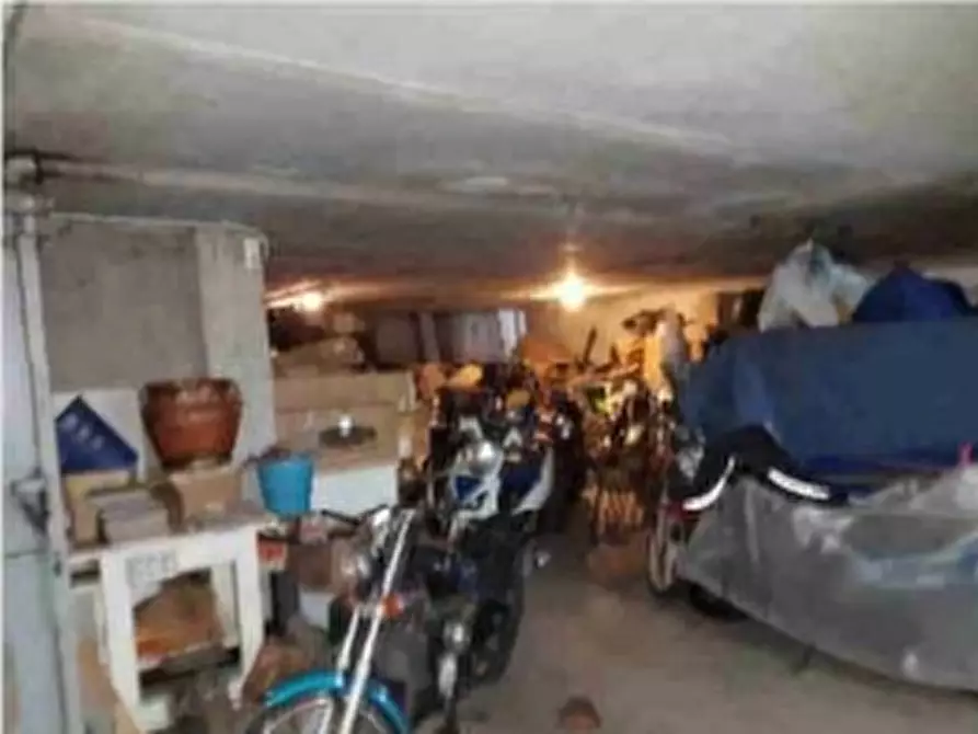 Immagine 4 di Garage in vendita  in VIA XX SETTEMBRE a San Martino Buon Albergo