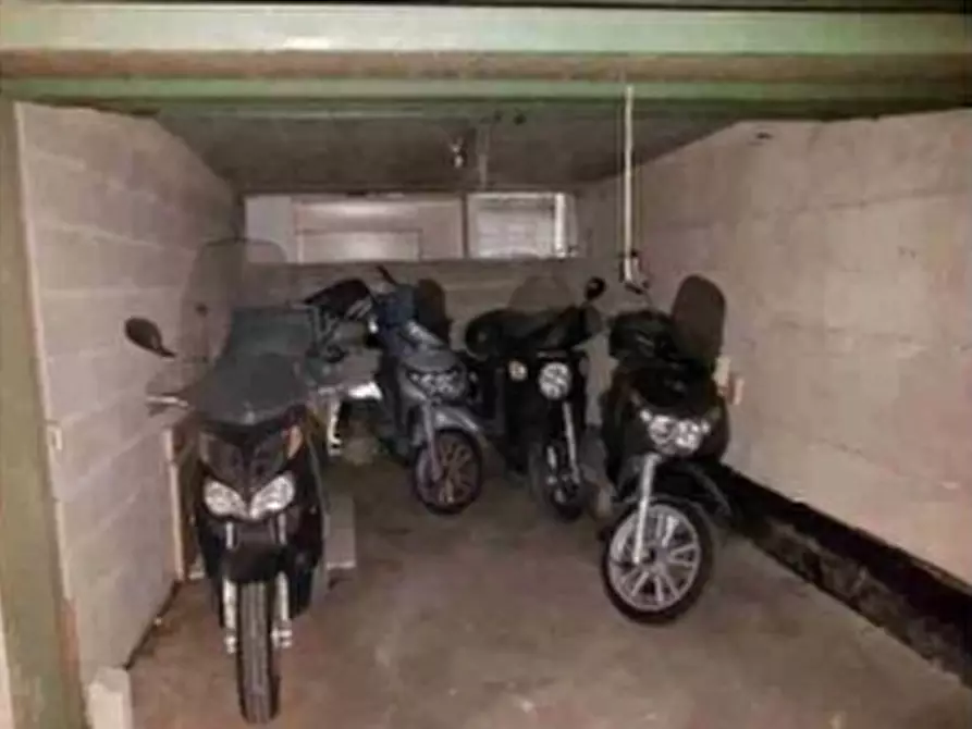 Immagine 12 di Garage in vendita  in VIA XX SETTEMBRE a San Martino Buon Albergo