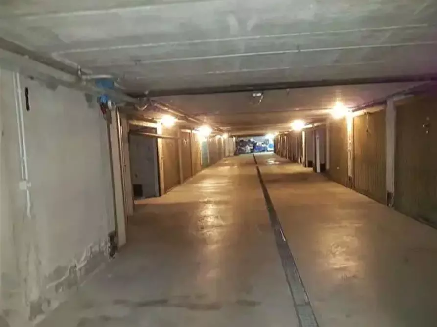 Immagine 23 di Garage in vendita  in VIA XX SETTEMBRE a San Martino Buon Albergo