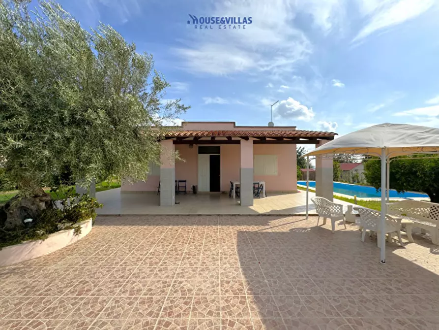 Immagine 7 di Villa in vendita  in Contrada Laufi a Noto