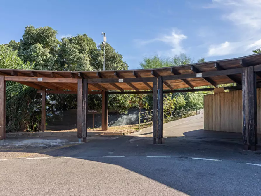 Immagine 30 di Appartamento in vendita  in Is Molas Asfoledi a Pula