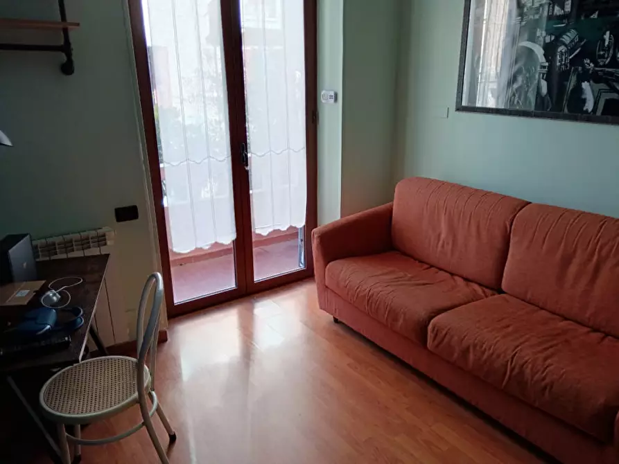 Immagine 3 di Appartamento in affitto  in via Amendola a Genova