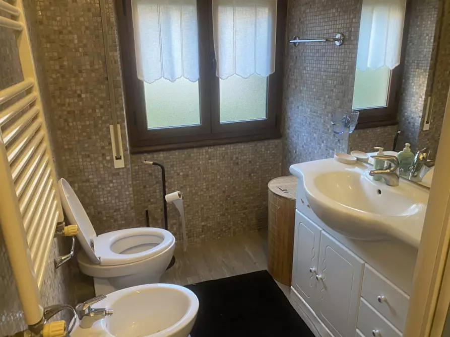 Immagine 11 di Appartamento in affitto  in via Amendola a Genova