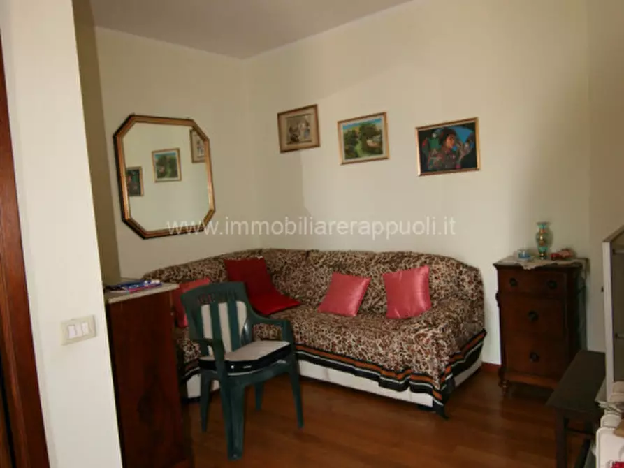 Immagine 7 di Villetta a schiera in vendita  a Torrita Di Siena