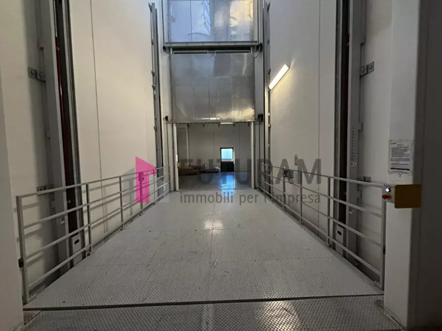Immagine 11 di Capannone industriale in affitto  in via prandina a Carmignano Di Brenta