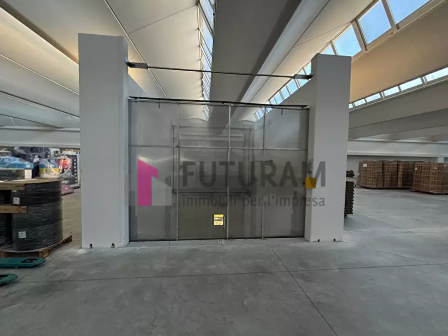 Immagine 25 di Capannone industriale in affitto  in via prandina a Carmignano Di Brenta