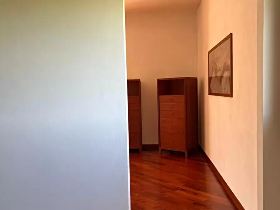 Immagine 8 di Appartamento in vendita  a Sinalunga