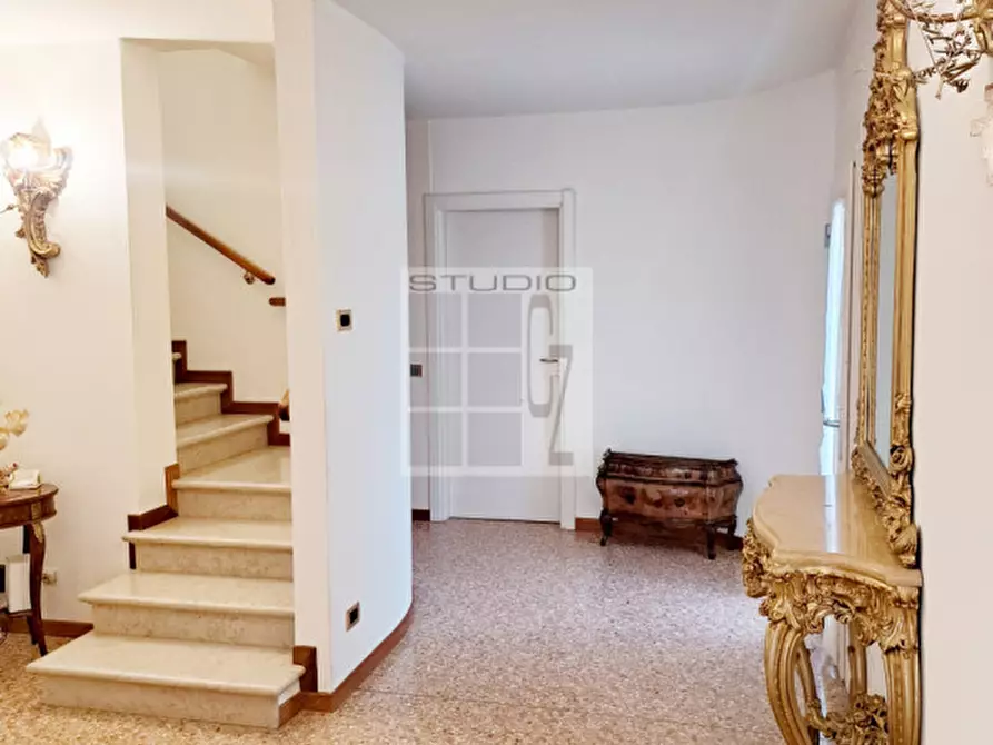 Immagine 8 di Casa bifamiliare in vendita  in via Venier a Loreggia