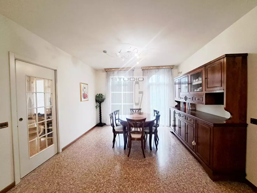 Immagine 15 di Casa bifamiliare in vendita  in via Venier a Loreggia
