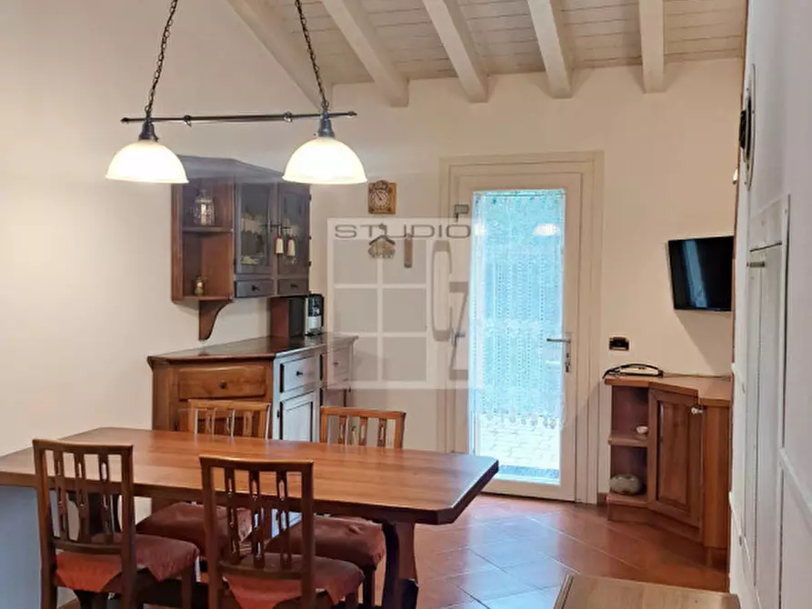 Immagine 25 di Casa bifamiliare in vendita  in via Venier a Loreggia